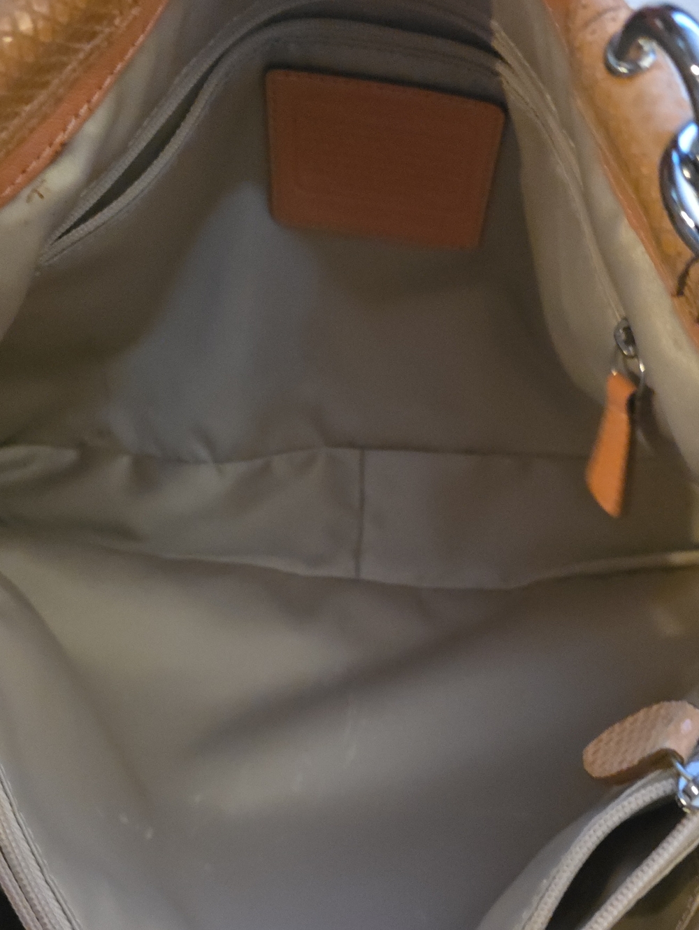 Coach Penelope Turn-Lock tote in a coral peach leather with snakeskin Trim - Picture 5 of 14